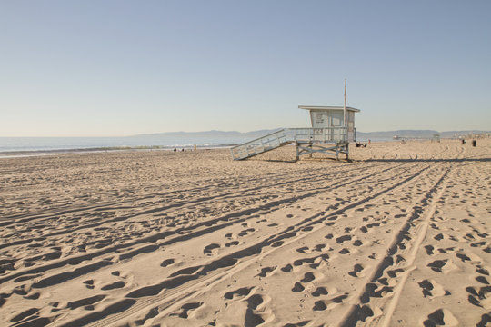 Hermosa Beach - Lifeguard house in background