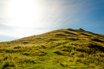 Obraz premium Green hill in summer