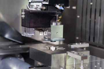 High precision CNC wire cut machine working