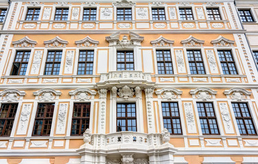 Historische, wiederaufgebauter Barockbau in der Altstadt zu Dresden