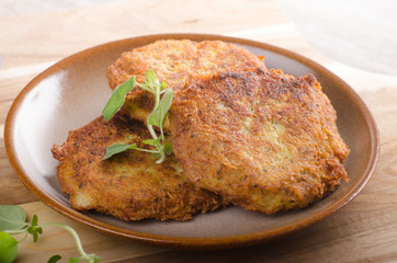 Potato pancakes with garlic