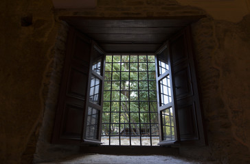 Opening window image