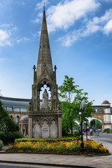  Queen Victoria statue – Harrogate, UK