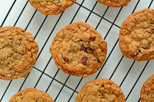 Oatmeal Raisin Walnut Cookies