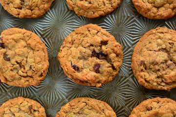 Oatmeal raisin walnut cookies
