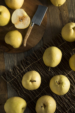 Raw Yellow Organic Asian Pears