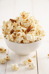 Sweet caramel popcorn in a bowl