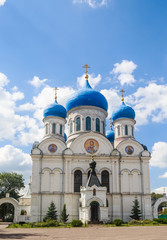 Fototapeta na wymiar Facade of St. Nicholas Church in the village of Rogachevo, Moscow region
