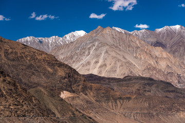 Fototapeta na wymiar Himalayan range landscape view of Leh, Ladakh in summer, Kashmir, India.
