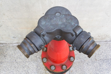 two way metal fire hydrants head