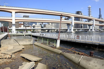 メリケンパークにある阪神淡路大震災の痕跡