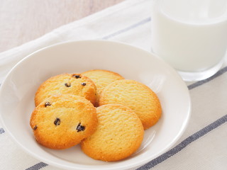 クッキーとミルク