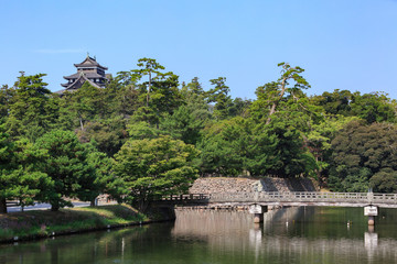 国宝 松江城 -堀と宇賀橋-