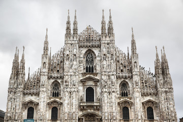 Fototapeta premium Facade of Milan Cathedral