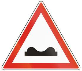 Hungarian warning road sign - uneven road