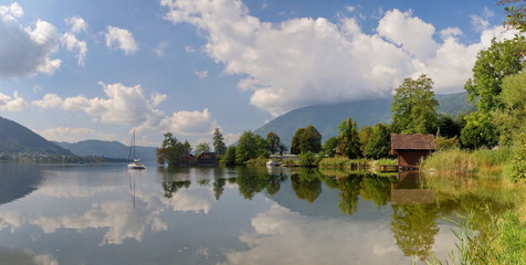 Der Ossiacher See bei Steindorf / K&auml;rnten / &Ouml;sterreich