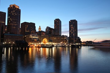 Fototapeta na wymiar Boston night skyline
