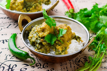  Chicken and Spinach Curry. Indian cuisine