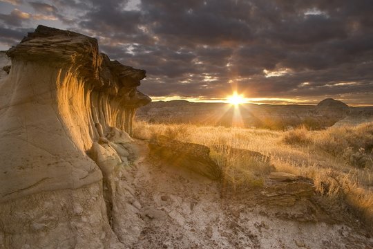 Hoodoos at sunset in Dinosaur Provincial Park, Alberta, Canada