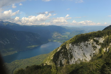 Naklejka na ściany i meble Vogel mountain in Slovenian national park Triglav