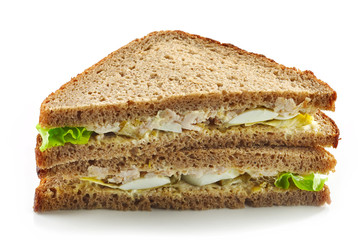 Rye bread sandwich with chicken and egg