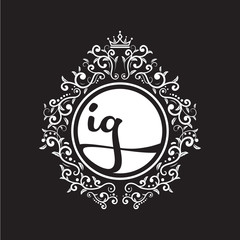 vintage circle initial logo