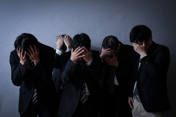 リストラされた男たち
