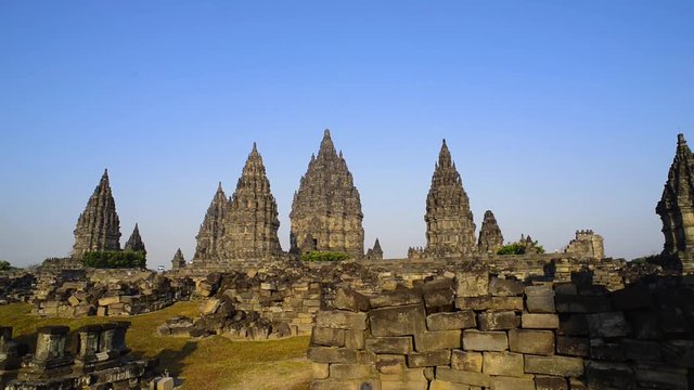 プランバナン遺跡　ロロ・ジヨングラン寺院