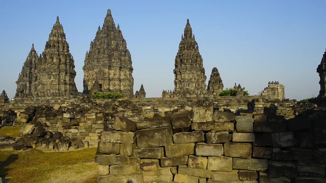 プランバナン遺跡　ロロ・ジヨングラン寺院