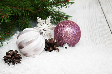Fototapeta na wymiar christmas decorations in snow
