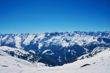Fototapeta na wymiar Winter ski reasort