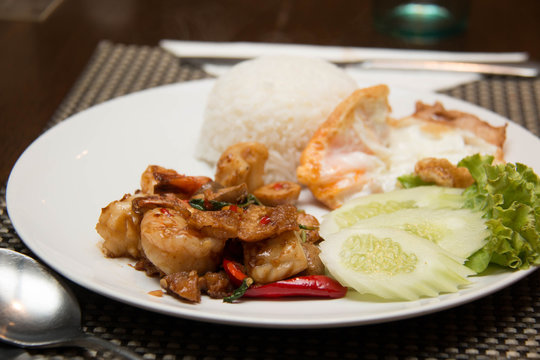 Thai spicy seafood style with rice