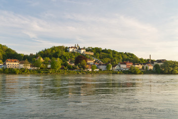 Fototapeta premium Danube Bank