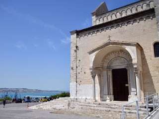Fototapeta na wymiar antica chiesa d'epoca rinascimentale