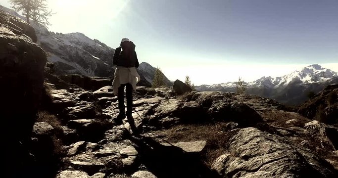 Trekking in alta montagna - Valmalenco - Italy - 4K
