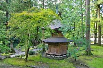 Fototapeta na wymiar 福井県の観光名所の永平寺