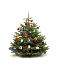 Tannenbaum mit Internationalen Christbaumkugeln