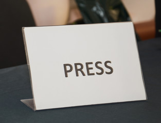 journalists sign