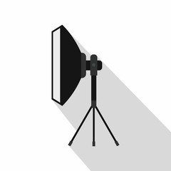 Studio light bulb in softbox icon. Flat illustration of studio light bulb in softbox vector icon for web isolated on white background