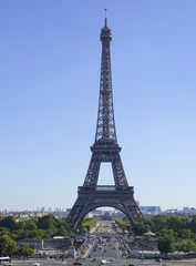 Fototapeta na wymiar The beautiful and amazing Eiffel Tower in Paris