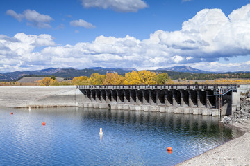 Fototapeta na wymiar Jackson Lake Dam