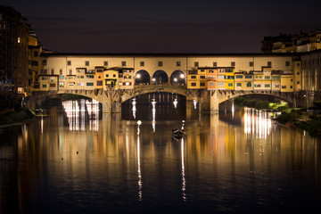 Fototapeta na wymiar Ponte Vecchio in Florenz, Italien