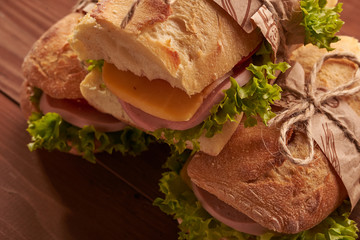 baguette sandwich with ham