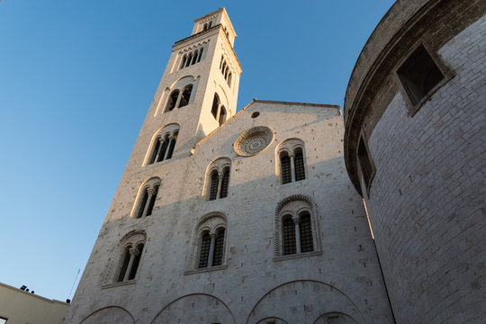 Cathedral of St. Sabinus in the old town Bari, Italy.

