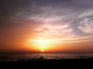 mare nuvole tramonto