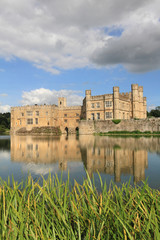 Obraz premium Leeds Castle and lake, landmark near London, UK