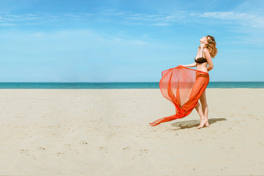 Beach Woman Portrait Bikini Wearing Sarong Stock Photo 20637592