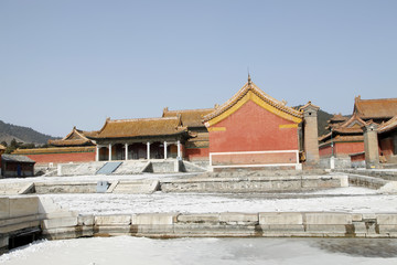 clear dangling，China in the qing dynasty emperor mausoleum