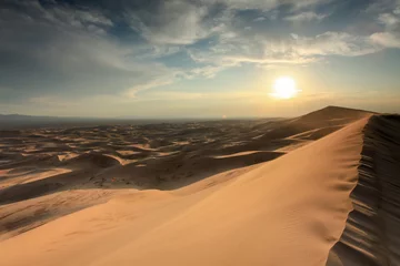 Poster Sunset over the Gobi desert, dune Hongoryn, Mongolia © Aptyp_koK