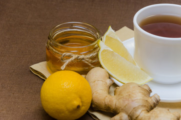 set honey lemon and ginger for home treatment of patient.